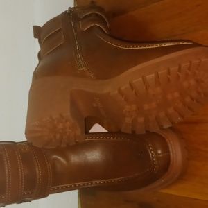 Camel buckle style boots